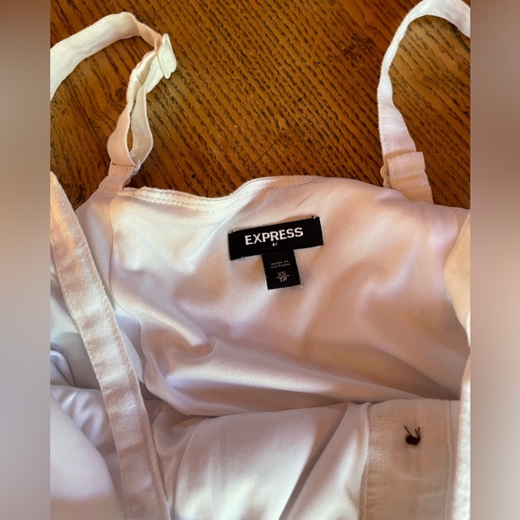 Express linen button down dress size XS adjustable straps - Picture 3 of 8